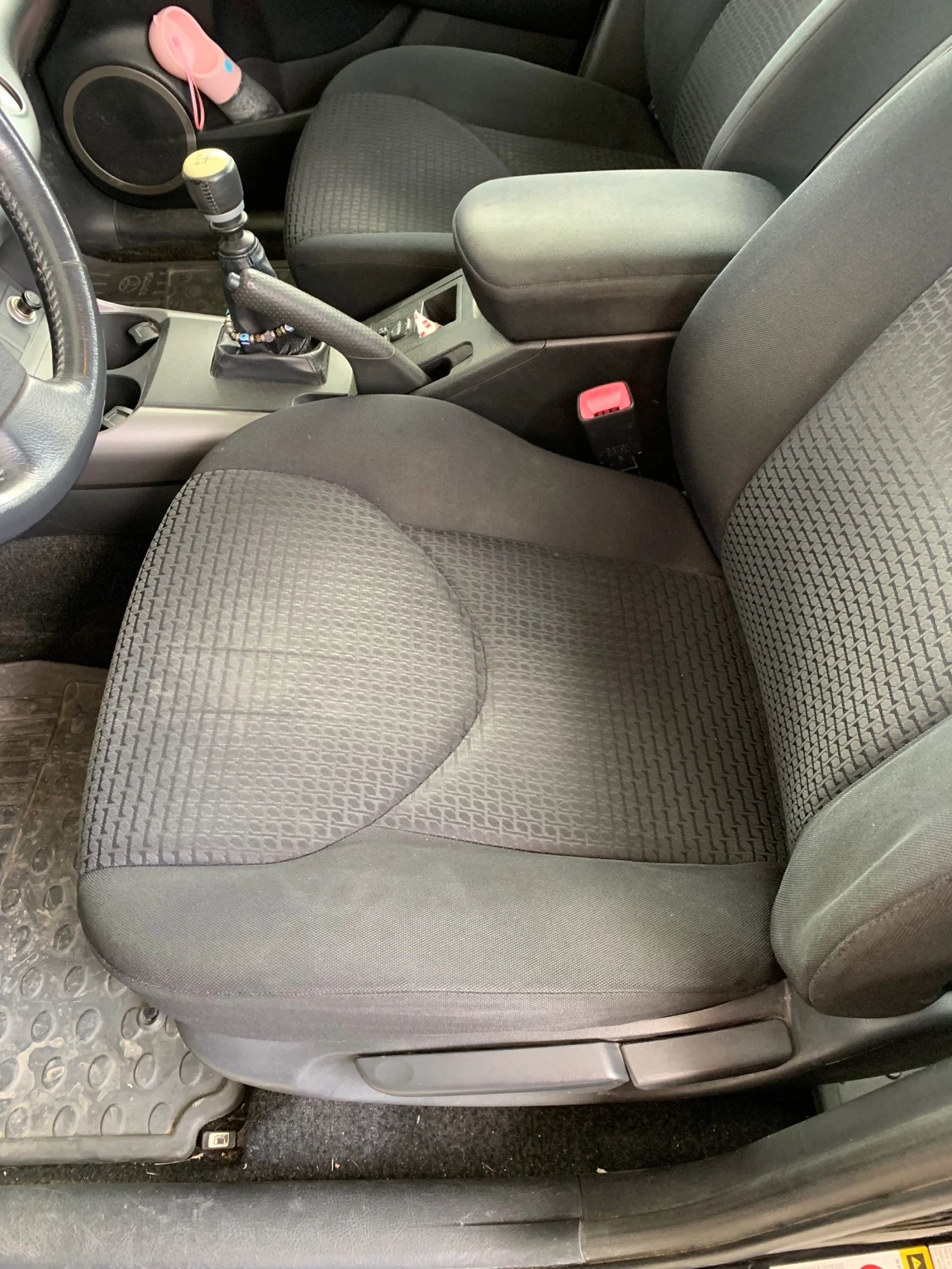 Toyota Rav4, снимка 10 - Автомобили и джипове - 56333362
