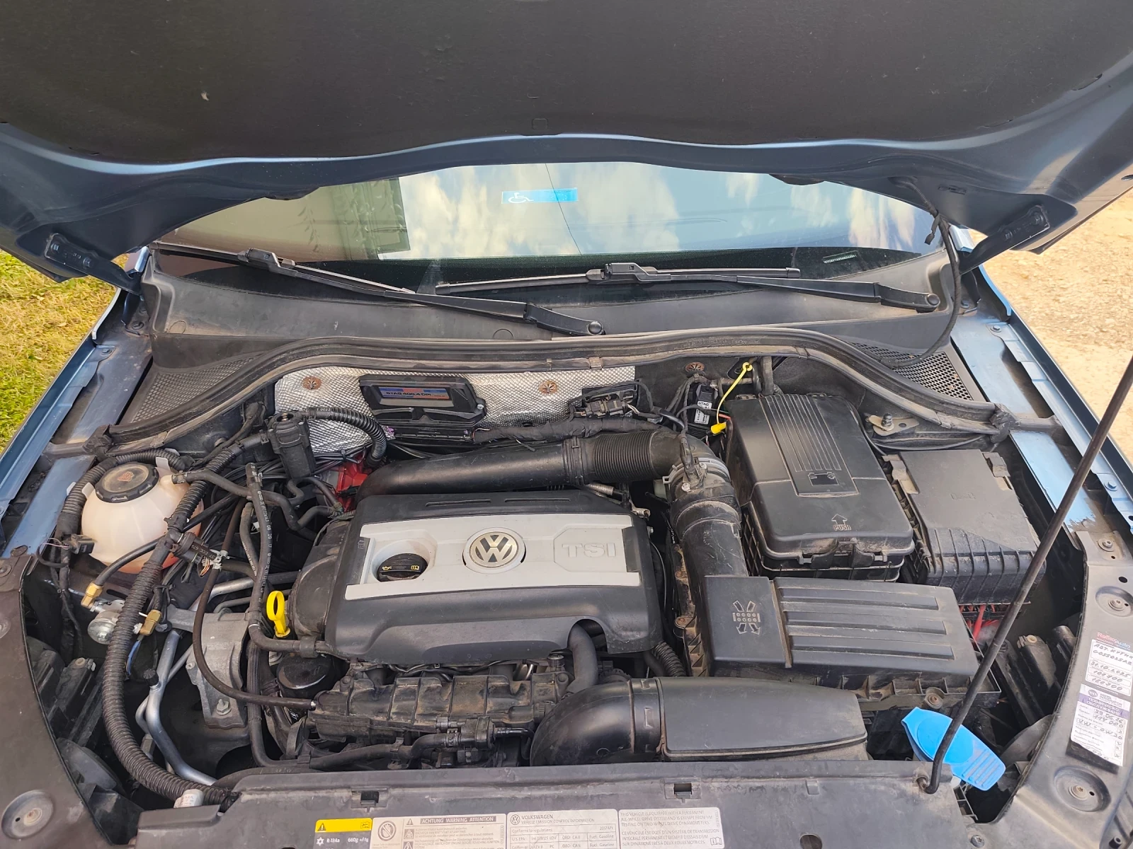 VW Tiguan, снимка 12 - Автомобили и джипове - 56661679