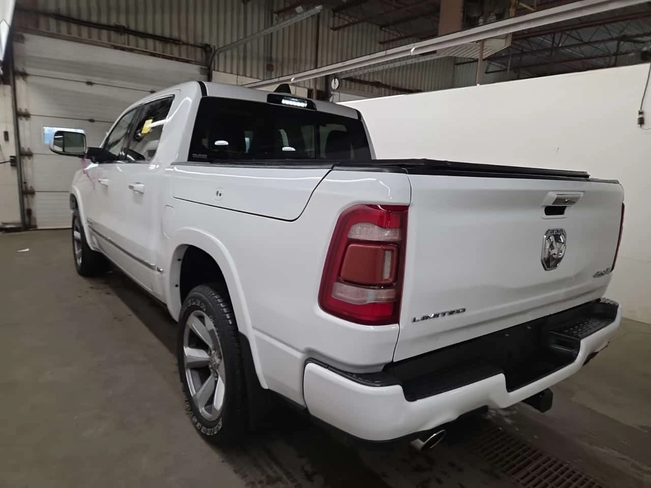 Dodge RAM 1500 5.7 V8 * LIMITED * H/K * ��������� * CARFAX *  | Mobile.bg � ����������� 5