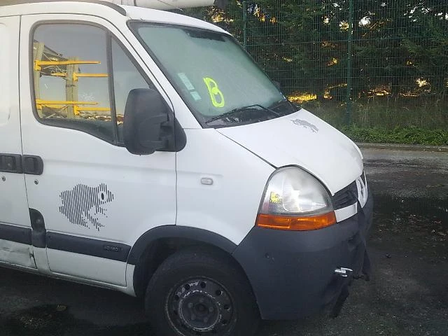 Renault Master 2.2/2.5 DCi, снимка 2 - Бусове и автобуси - 48320160