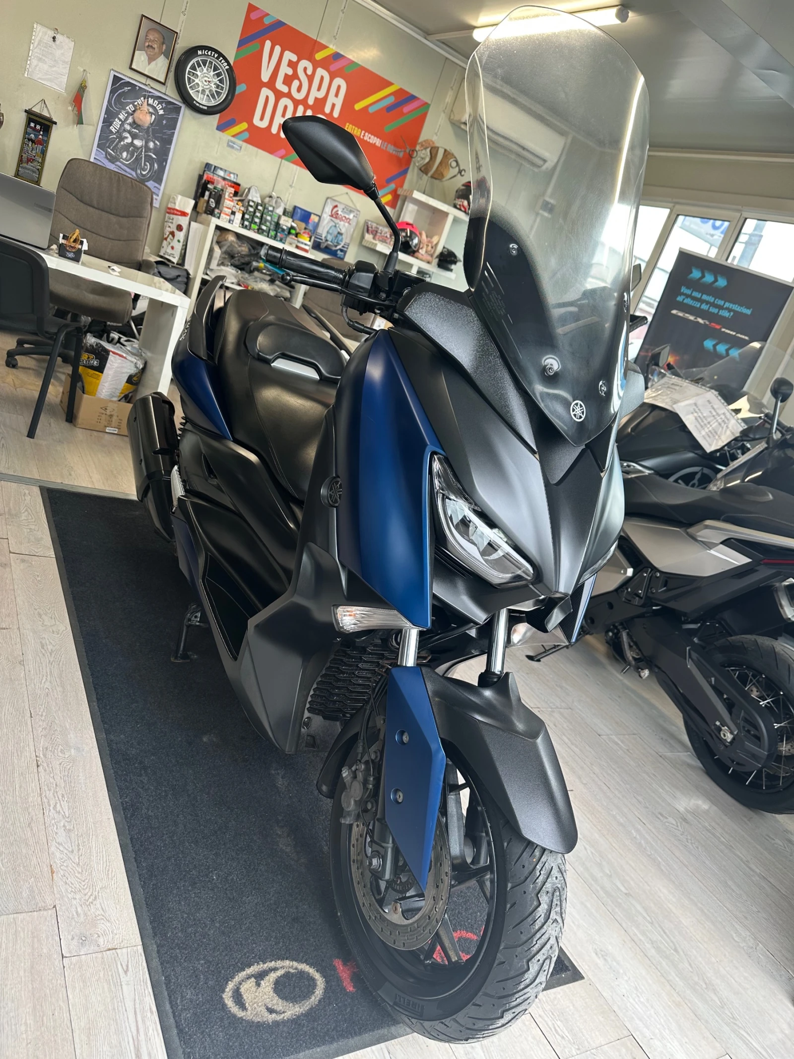 Yamaha X-max 300i ABS/ТС/LED 08.2018г. - изображение 8