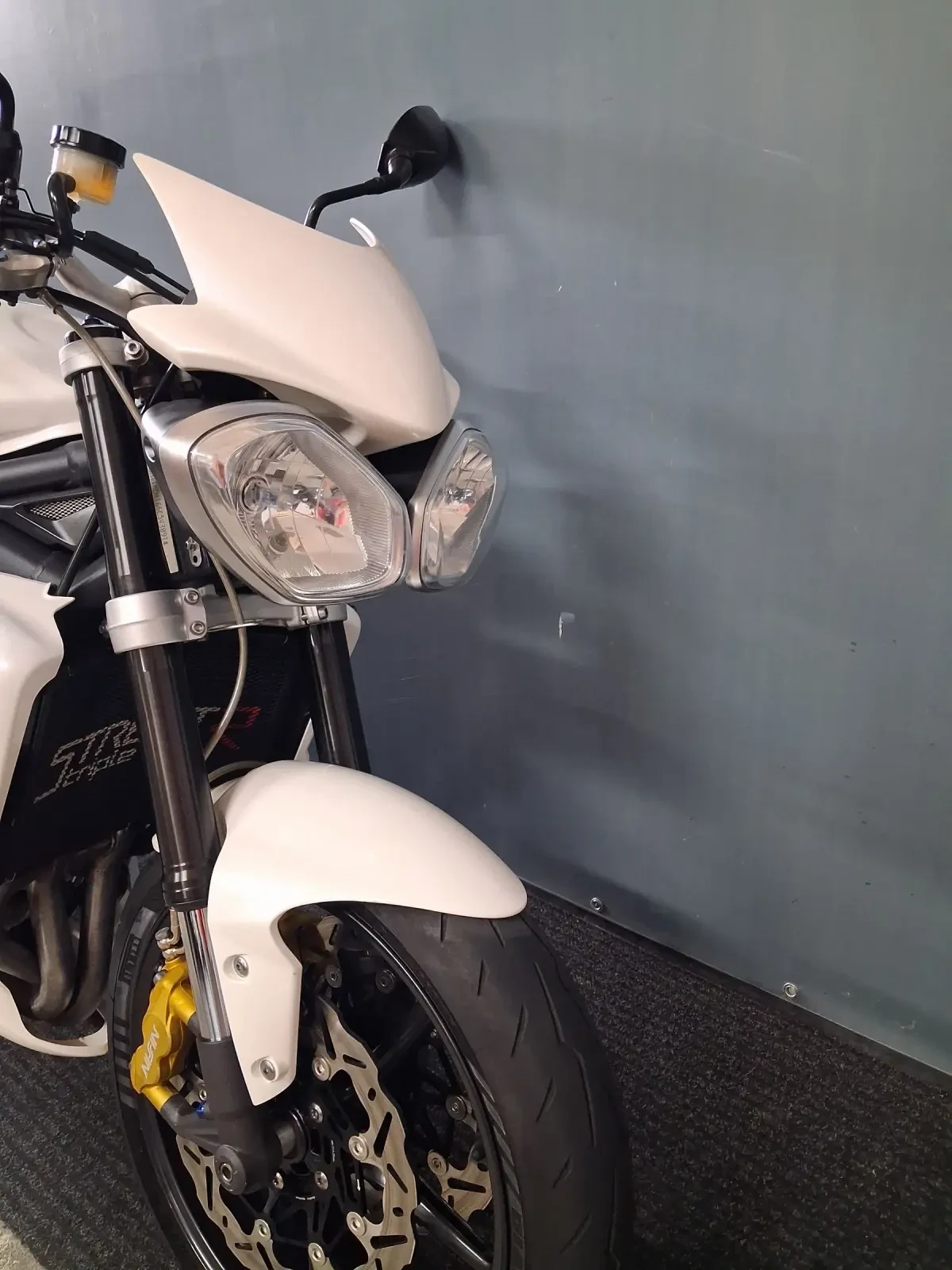 Triumph Street Triple 675 R, снимка 14 - Мотоциклети и мототехника - 55286657