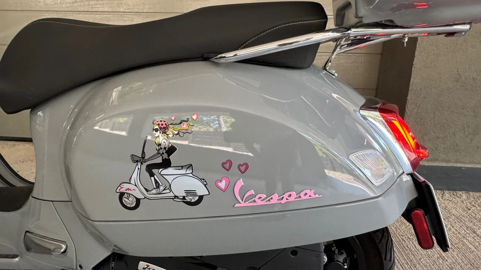 Vespa 125 GTS super Tech , снимка 13 - Мотоциклети и мототехника - 55770672