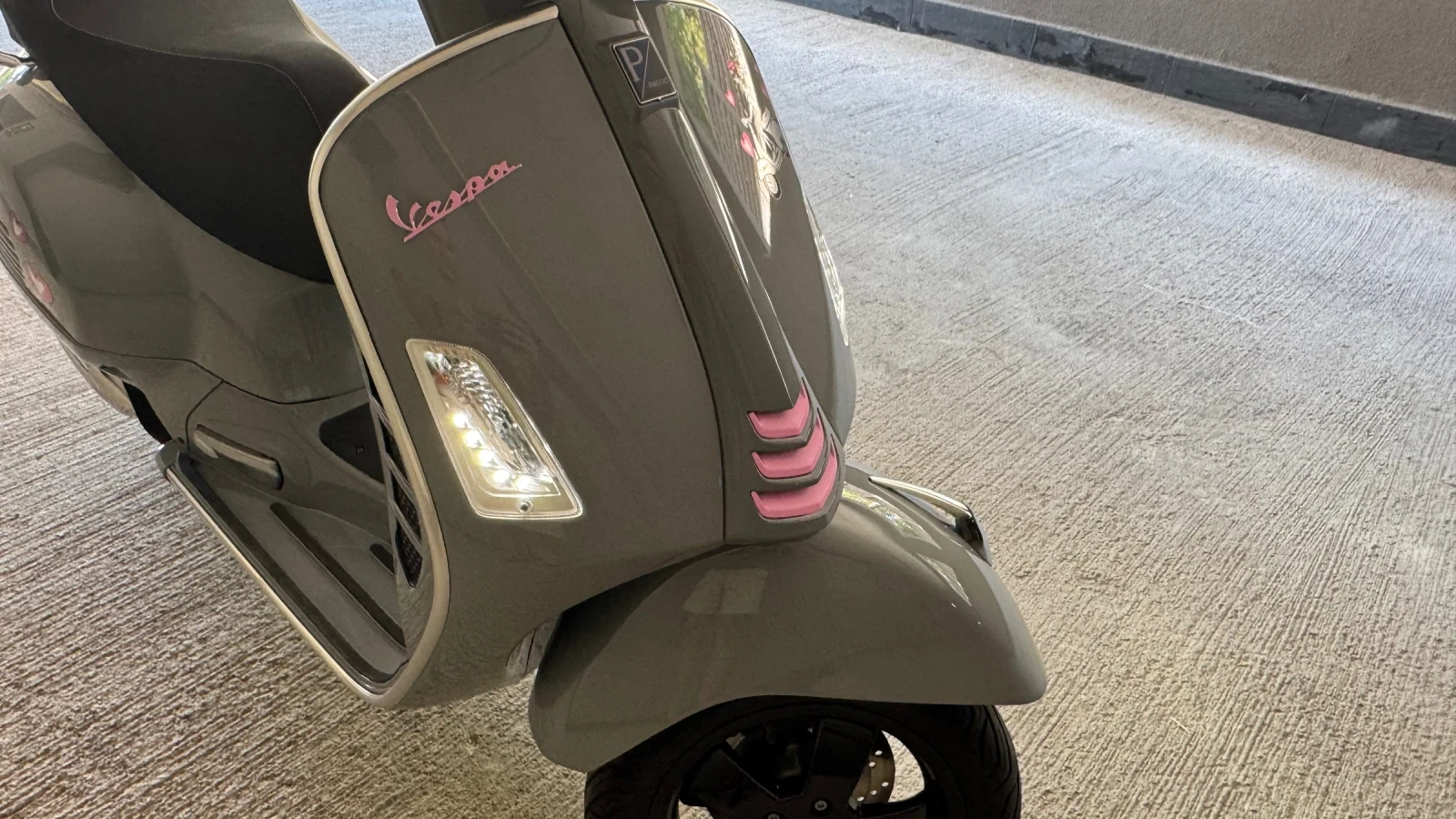 Vespa 125 GTS super Tech , снимка 10 - Мотоциклети и мототехника - 55770672
