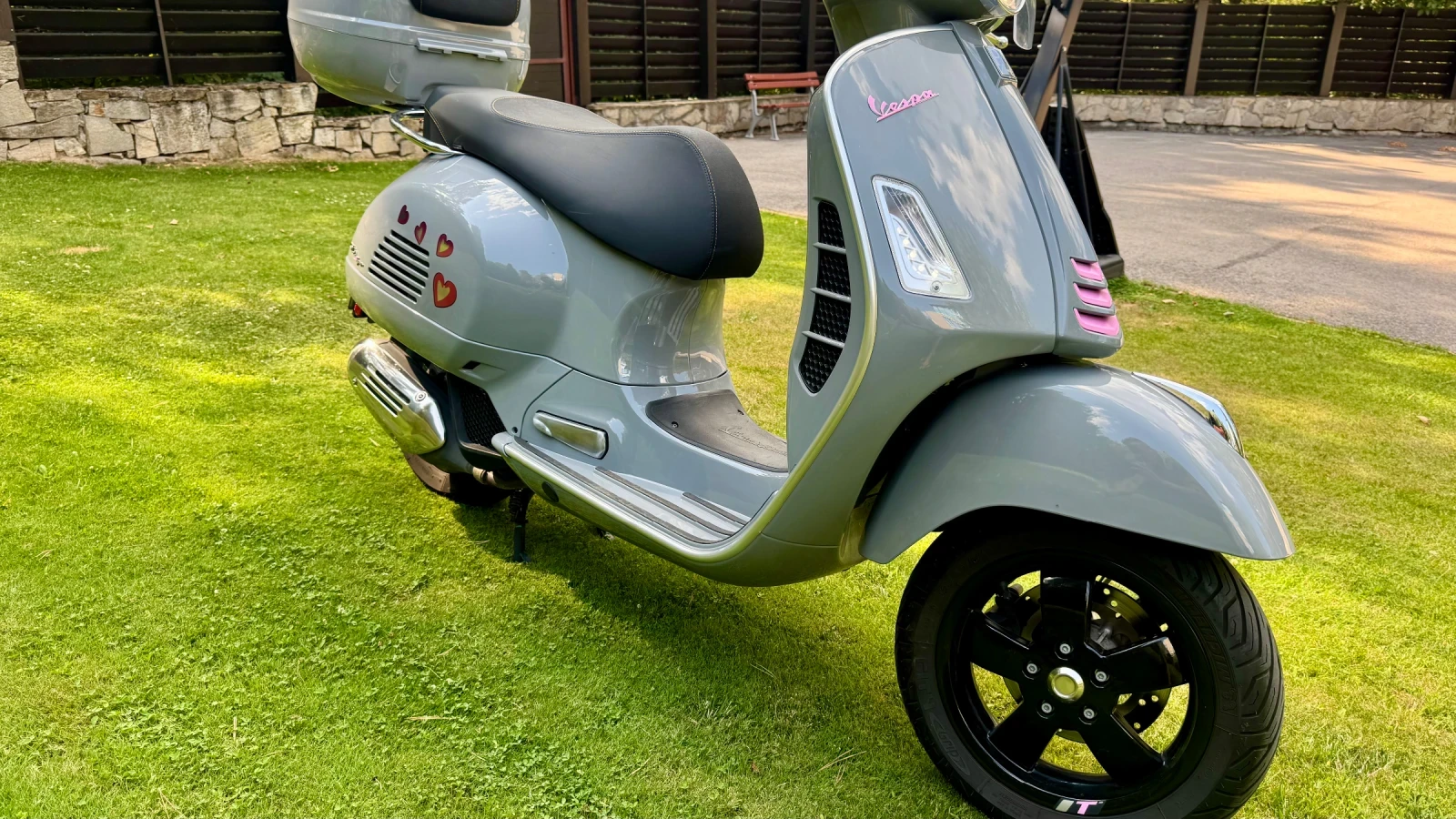 Vespa 125 GTS super Tech , снимка 4 - Мотоциклети и мототехника - 55770672