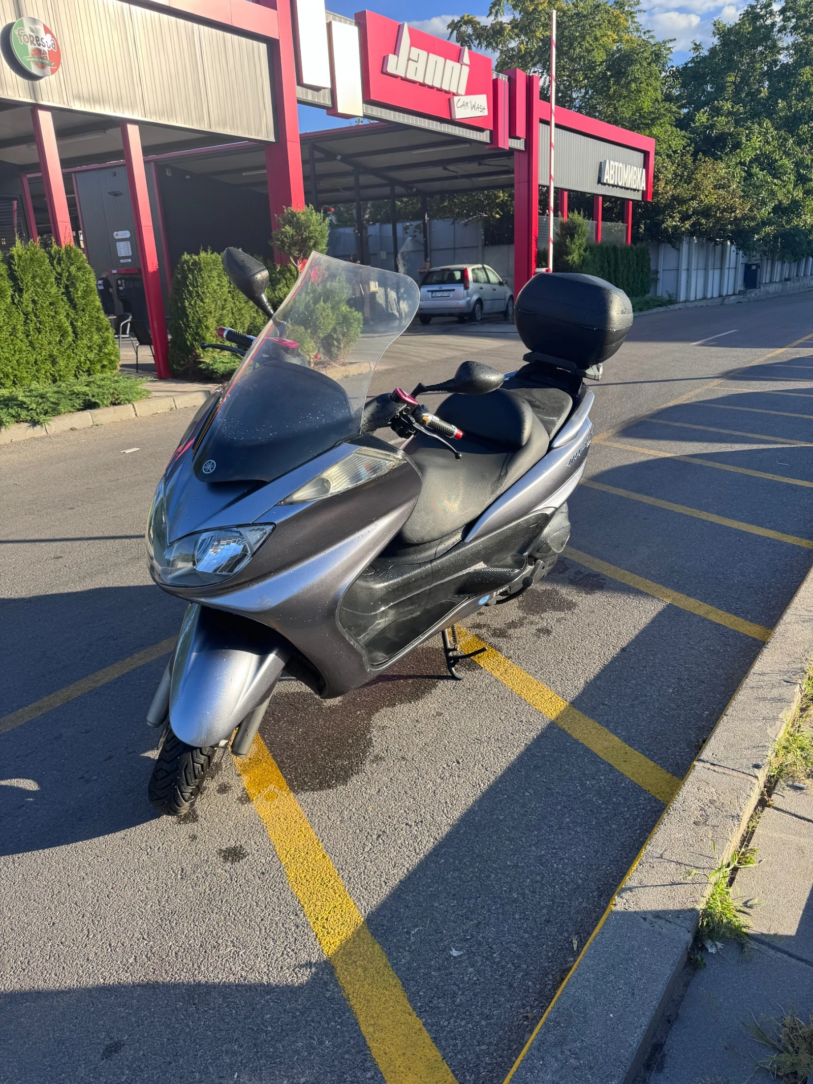 Yamaha Majesty Скутер