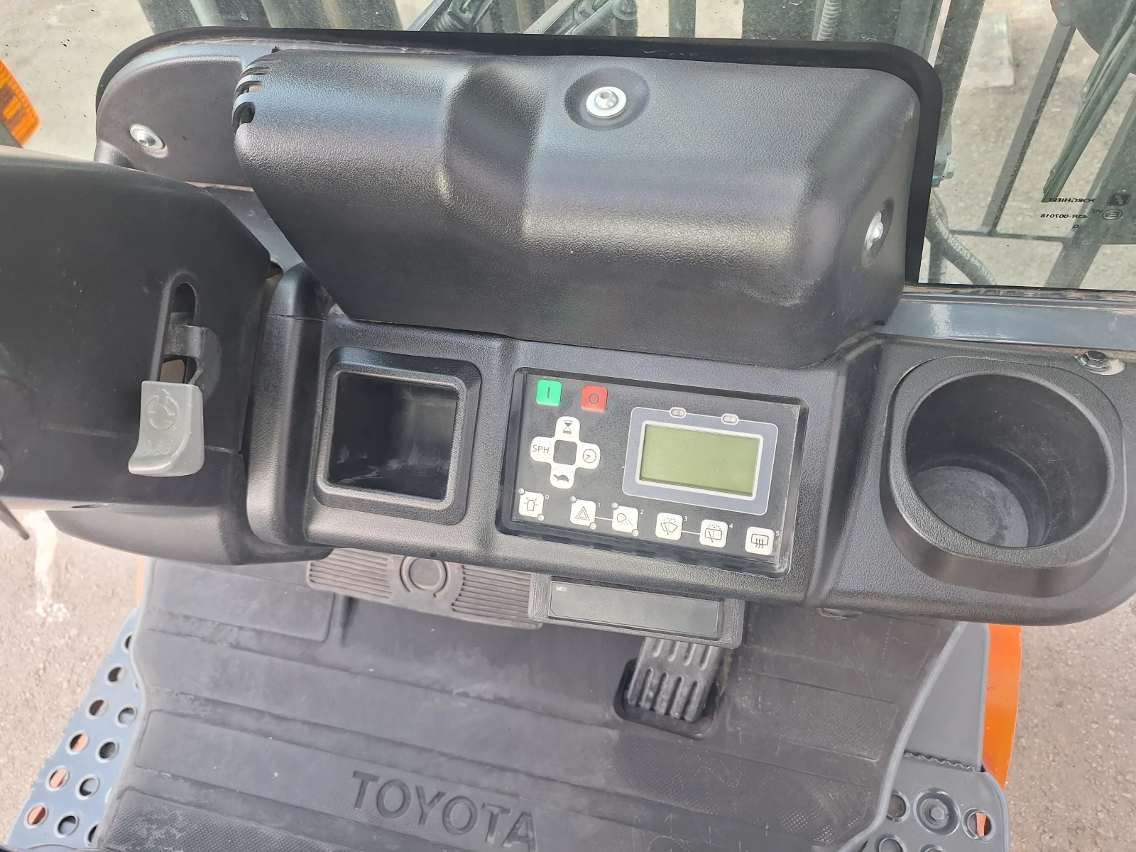 ���������� Toyota 8FBE18T | Mobile.bg � ����������� 8