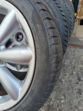 Гуми с джанти Pirelli 225/45R18, снимка 2 - Гуми и джанти - 47769014