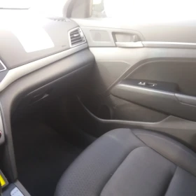 Hyundai Elantra  - ЛИЗИНГ, снимка 12