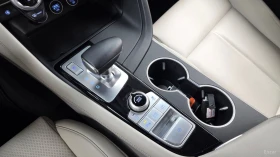 Genesis G70 2.0T* 4WD* КОЖА* ПОДГРЕВ* КАМЕРА* NAVI* LED* , снимка 8
