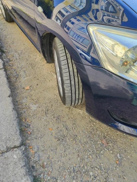 Toyota Auris, снимка 9