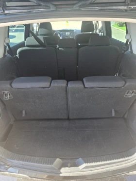 Mazda 5 2.0i 7места, снимка 11