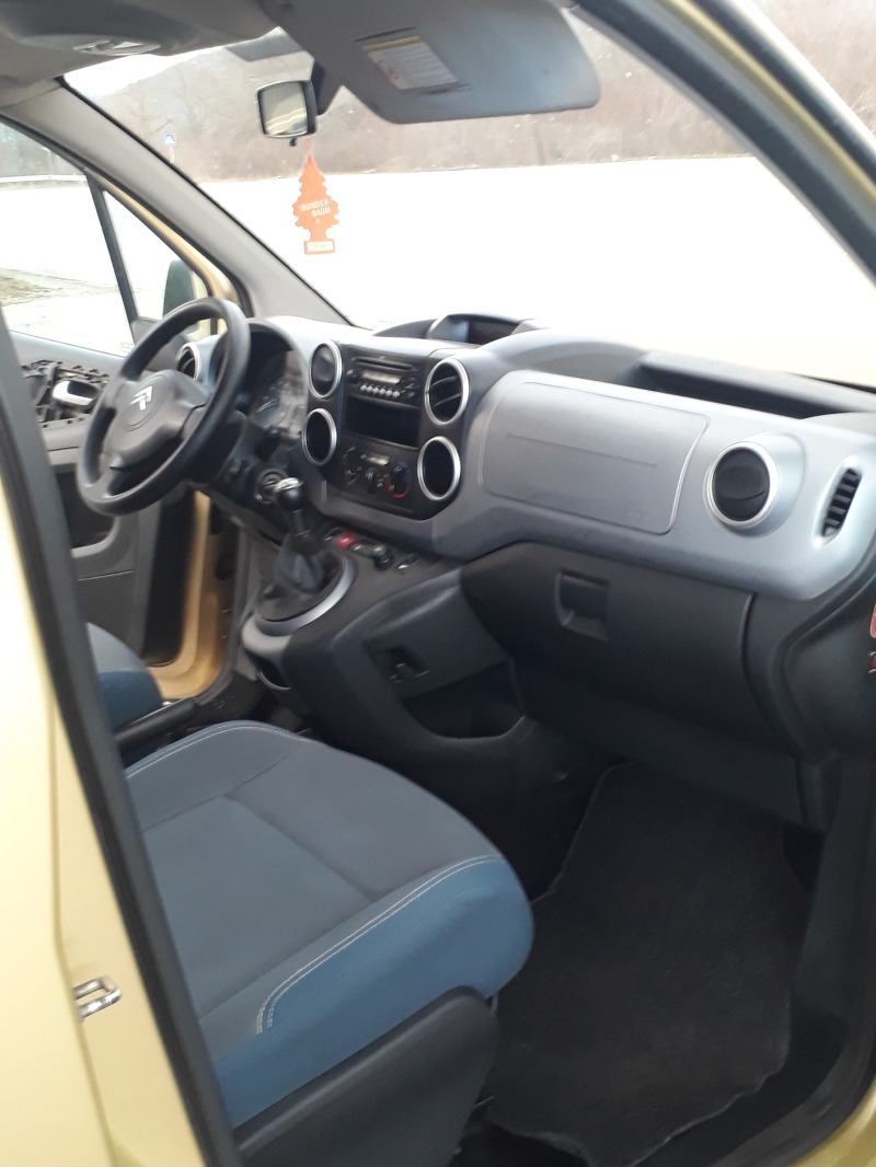 Citroen Berlingo 1.6hdl 109к.с., снимка 14 - Автомобили и джипове - 43697428