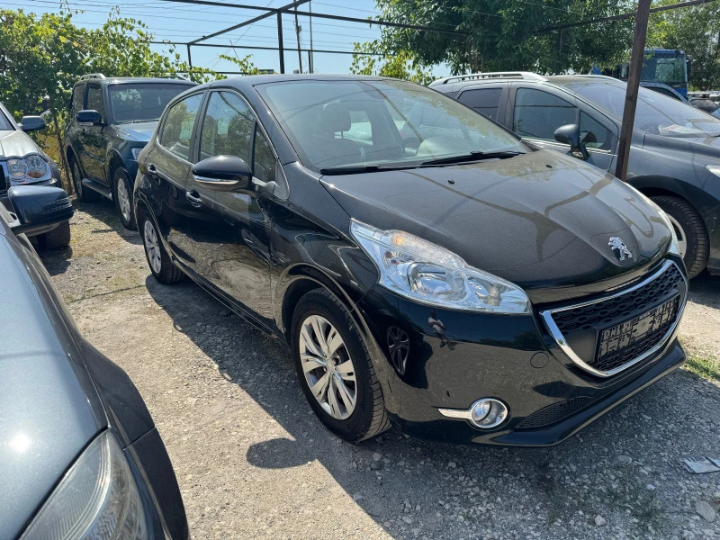 Peugeot 208, снимка 3 - Автомобили и джипове - 46317980