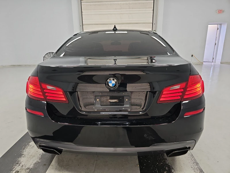 BMW 550 M SPORT LINE* Harman Kardon* Head Up* Keyless, снимка 5 - Автомобили и джипове - 47670542