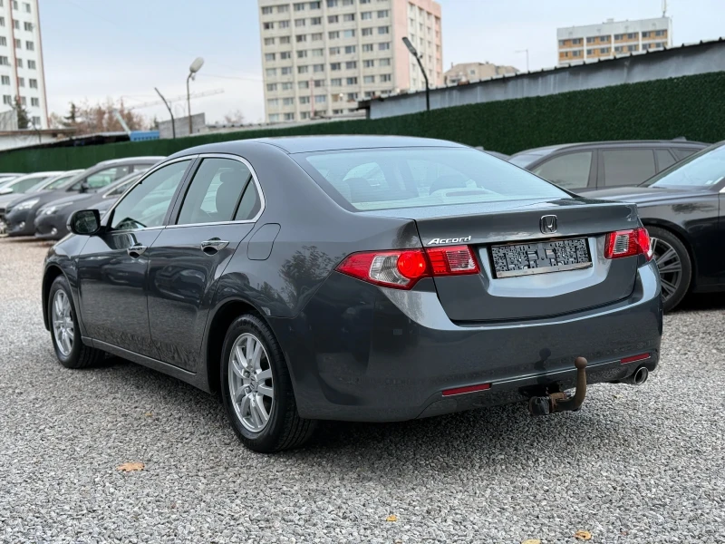 Honda Accord 2.0i 156hp Седан, снимка 5 - Автомобили и джипове - 47946471