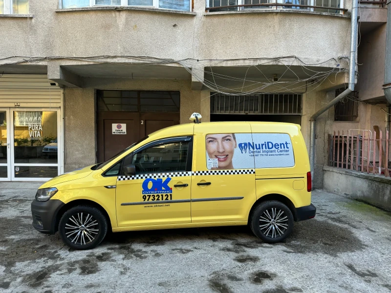 VW Caddy, снимка 4 - Автомобили и джипове - 48099898