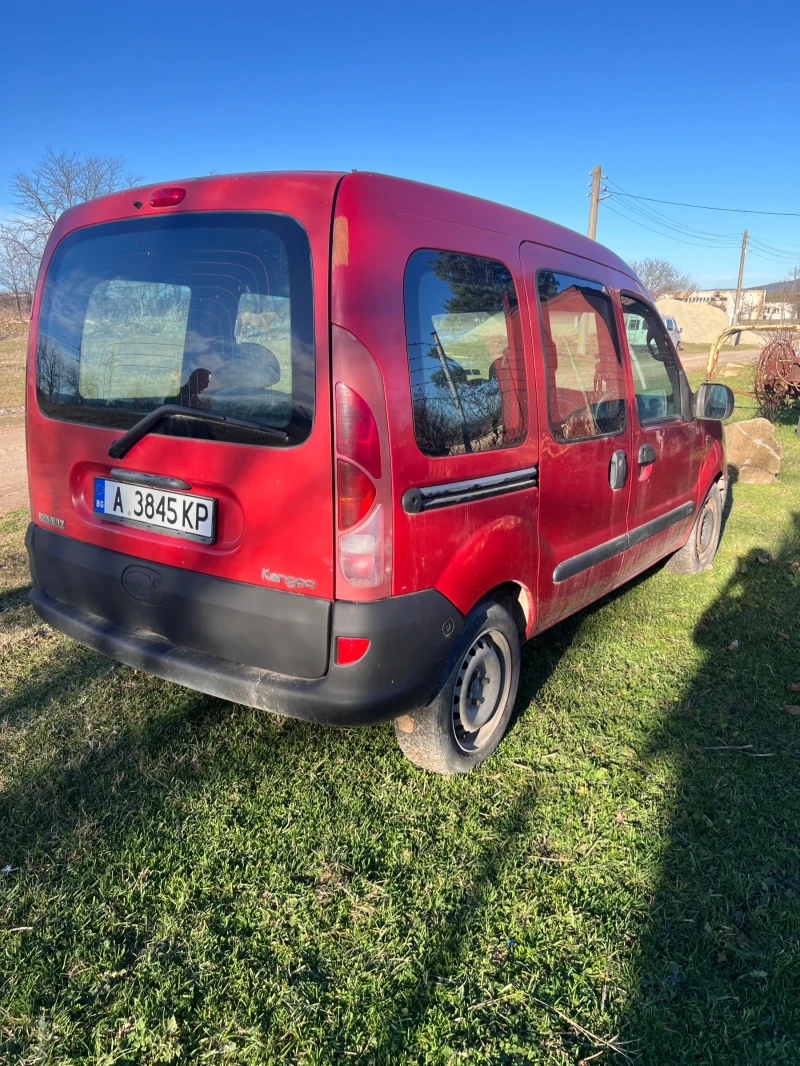 Renault Kangoo Развален двигател, снимка 3 - Автомобили и джипове - 48378982