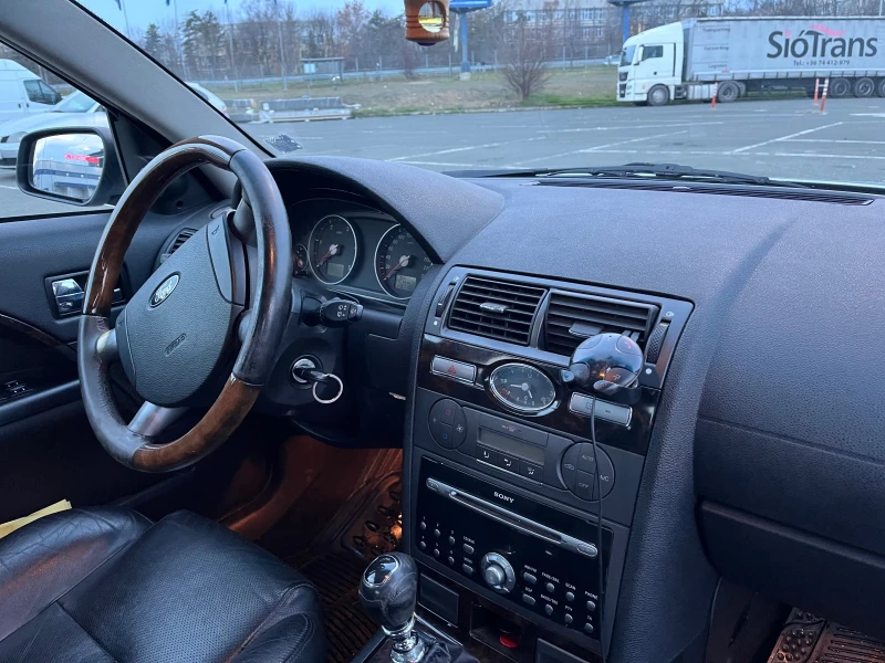 Ford Mondeo 2.2 TDCI, снимка 3 - Автомобили и джипове - 48589794