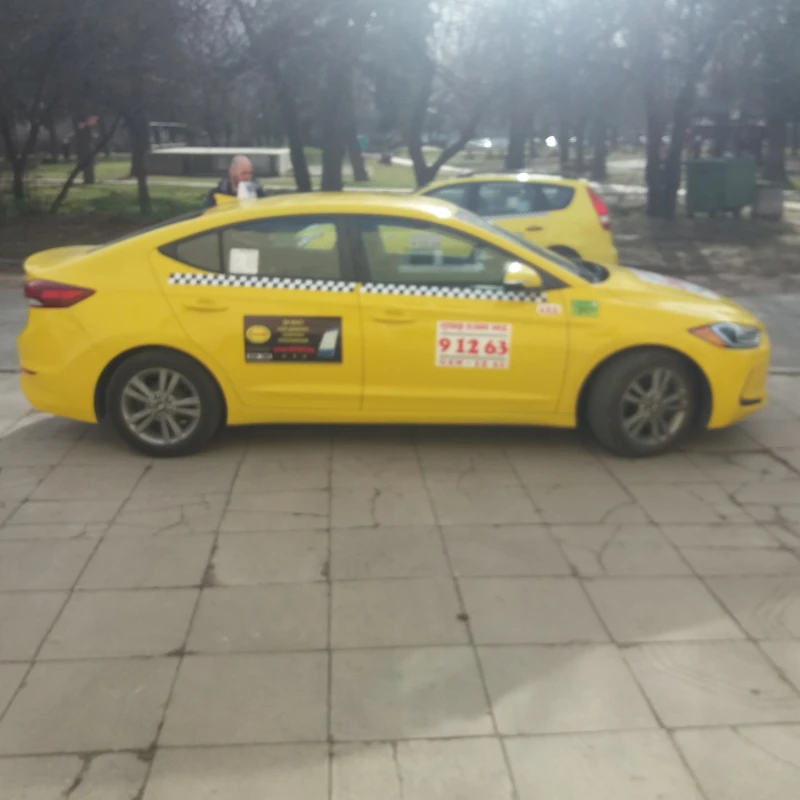 Hyundai Elantra  - ЛИЗИНГ, снимка 4 - Автомобили и джипове - 52455166