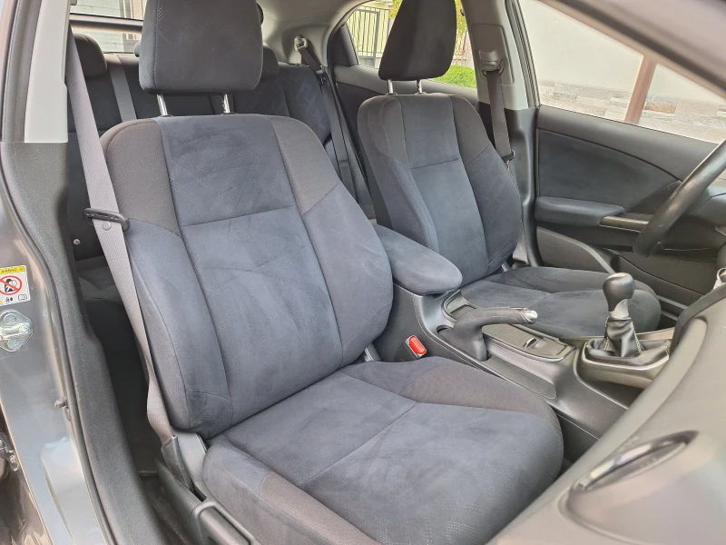Honda Civic 1.6 I-DTEC , снимка 16 - Автомобили и джипове - 52044609