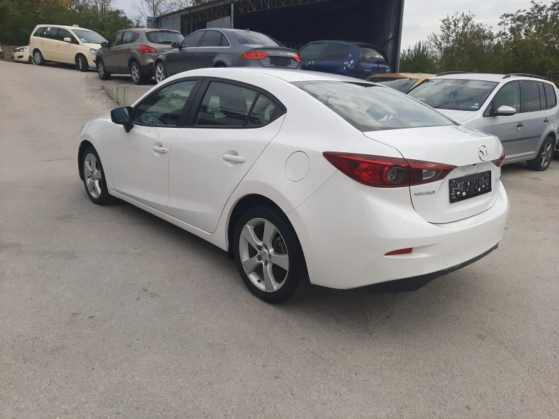 Mazda 3 2.0i SKYACTIVE , снимка 8 - Автомобили и джипове - 52140637
