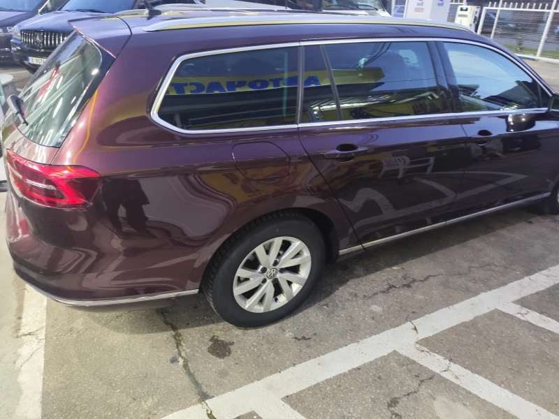 VW Passat, снимка 4 - Автомобили и джипове - 52959257