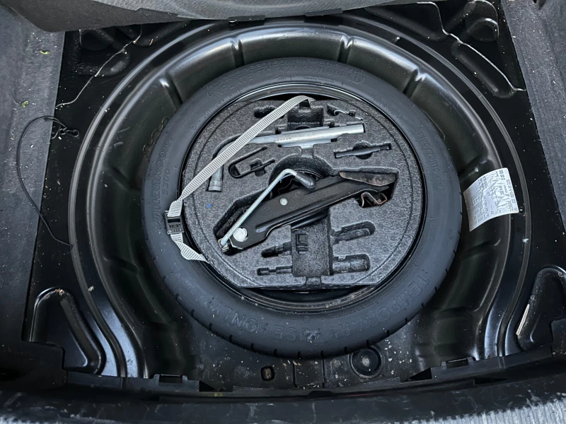 Audi A3 1.8TSI, снимка 13 - Автомобили и джипове - 53306276