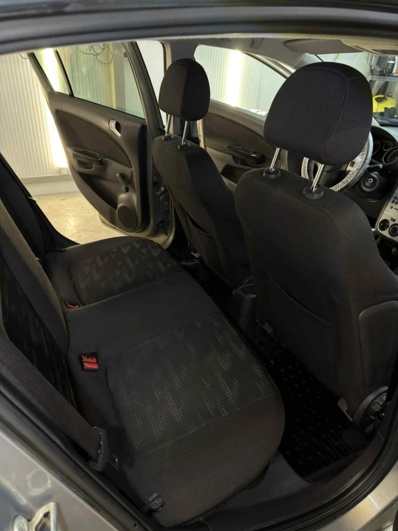 Opel Corsa 1.2 Feice ITALIA , снимка 14 - Автомобили и джипове - 53343422