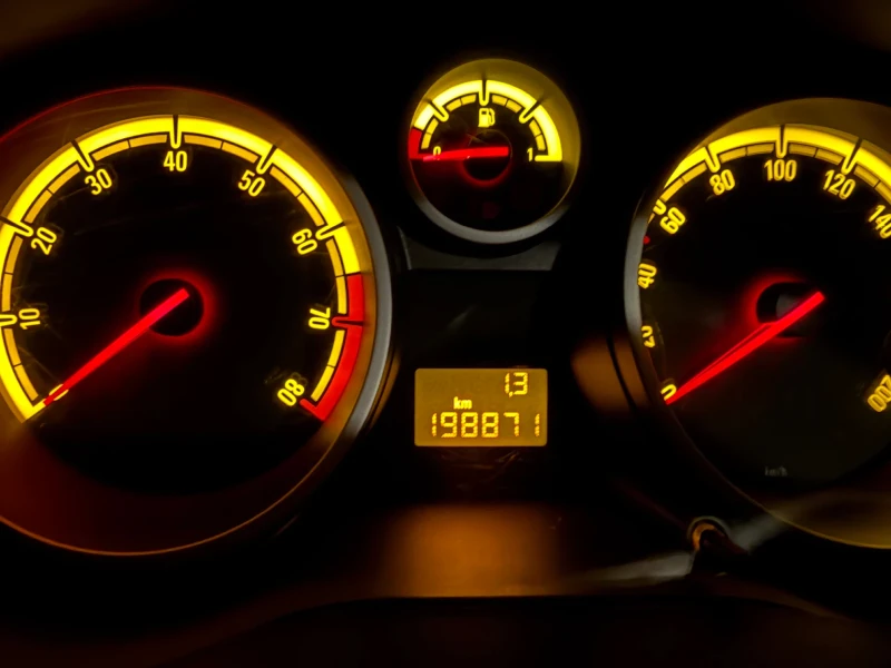 Opel Corsa 1.2 Feice ITALIA , снимка 7 - Автомобили и джипове - 53343422