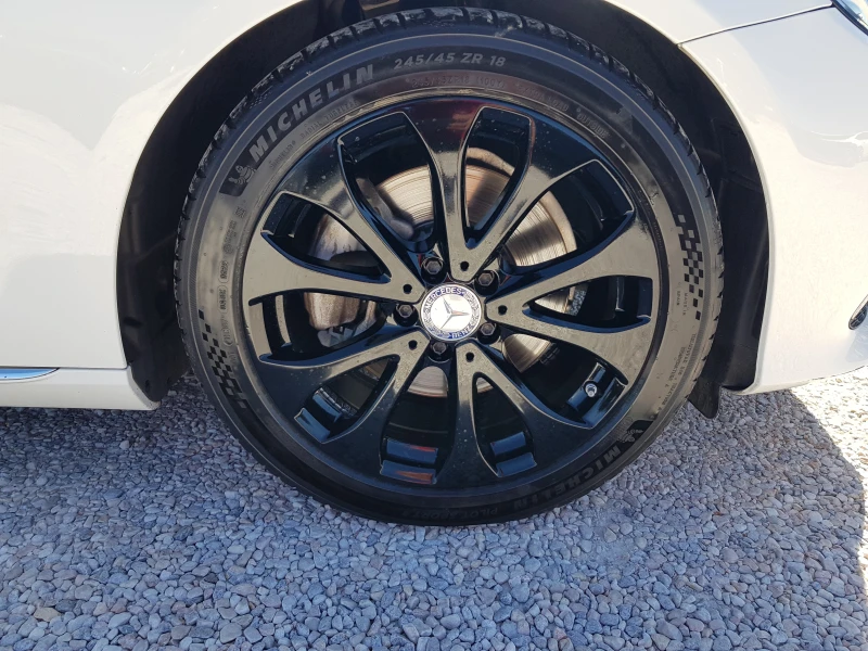 Mercedes-Benz E 220 D 4matic /02/2020г. EURO 6D ЛИЗИНГ, снимка 17 - Автомобили и джипове - 53361382
