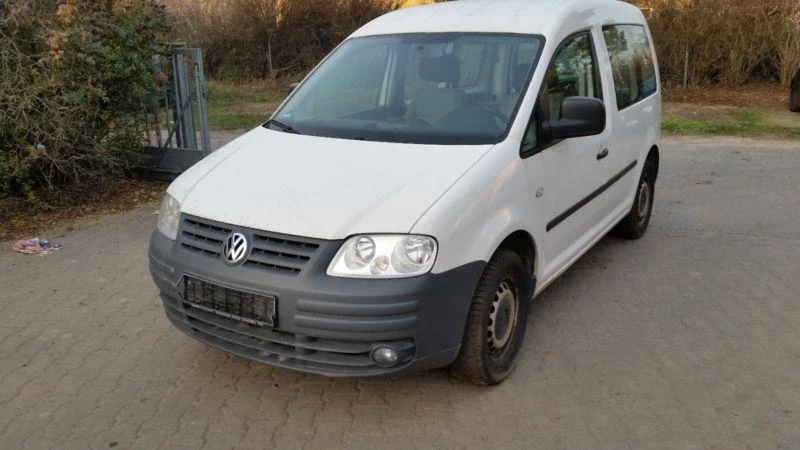 VW Caddy Ecofuel МЕТАН, снимка 7 - Автомобили и джипове - 17366105