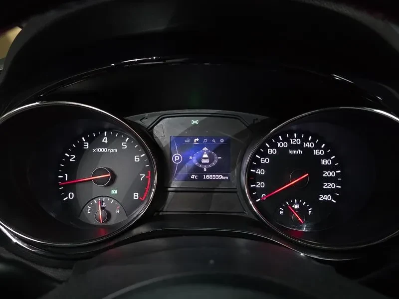 Kia Carnival 7-Seater High Limousine President, снимка 8 - Автомобили и джипове - 55689972