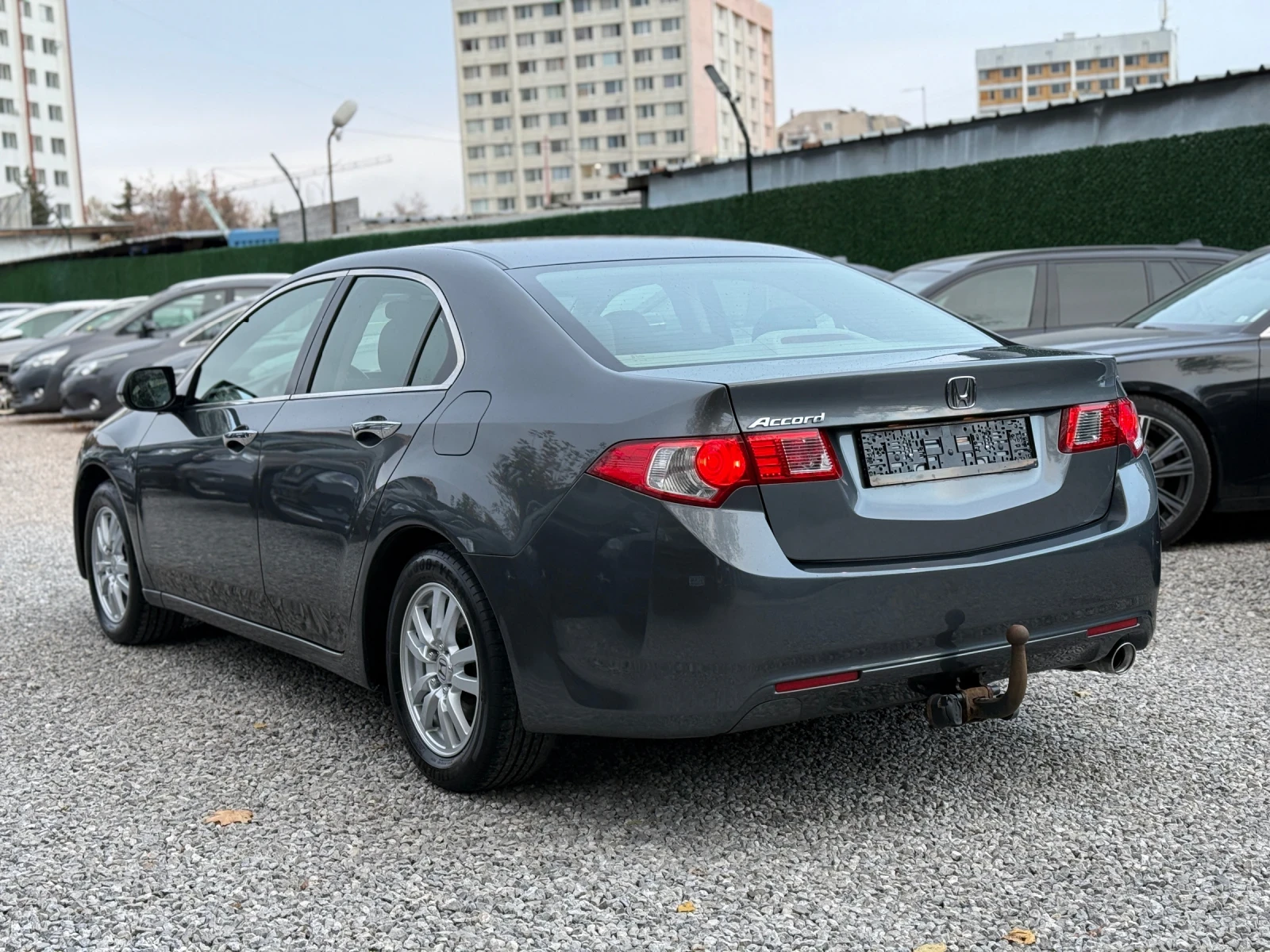 Honda Accord 2.0i 156hp Седан - изображение 5