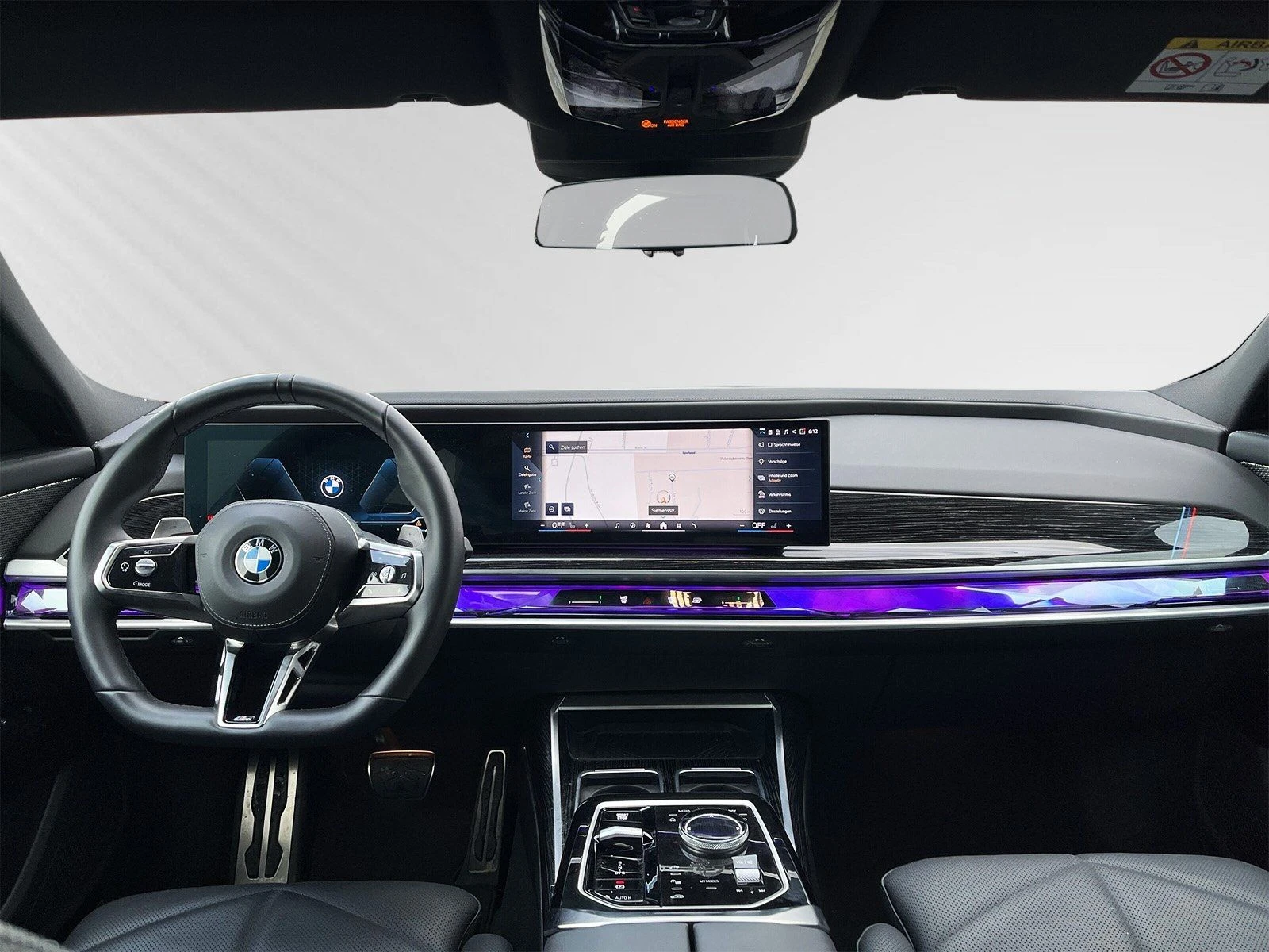 BMW 740 d/xDrive/ M-SPORT/SKY LOUNGE/ B&W/360/ ICONIC GLOW - изображение 9