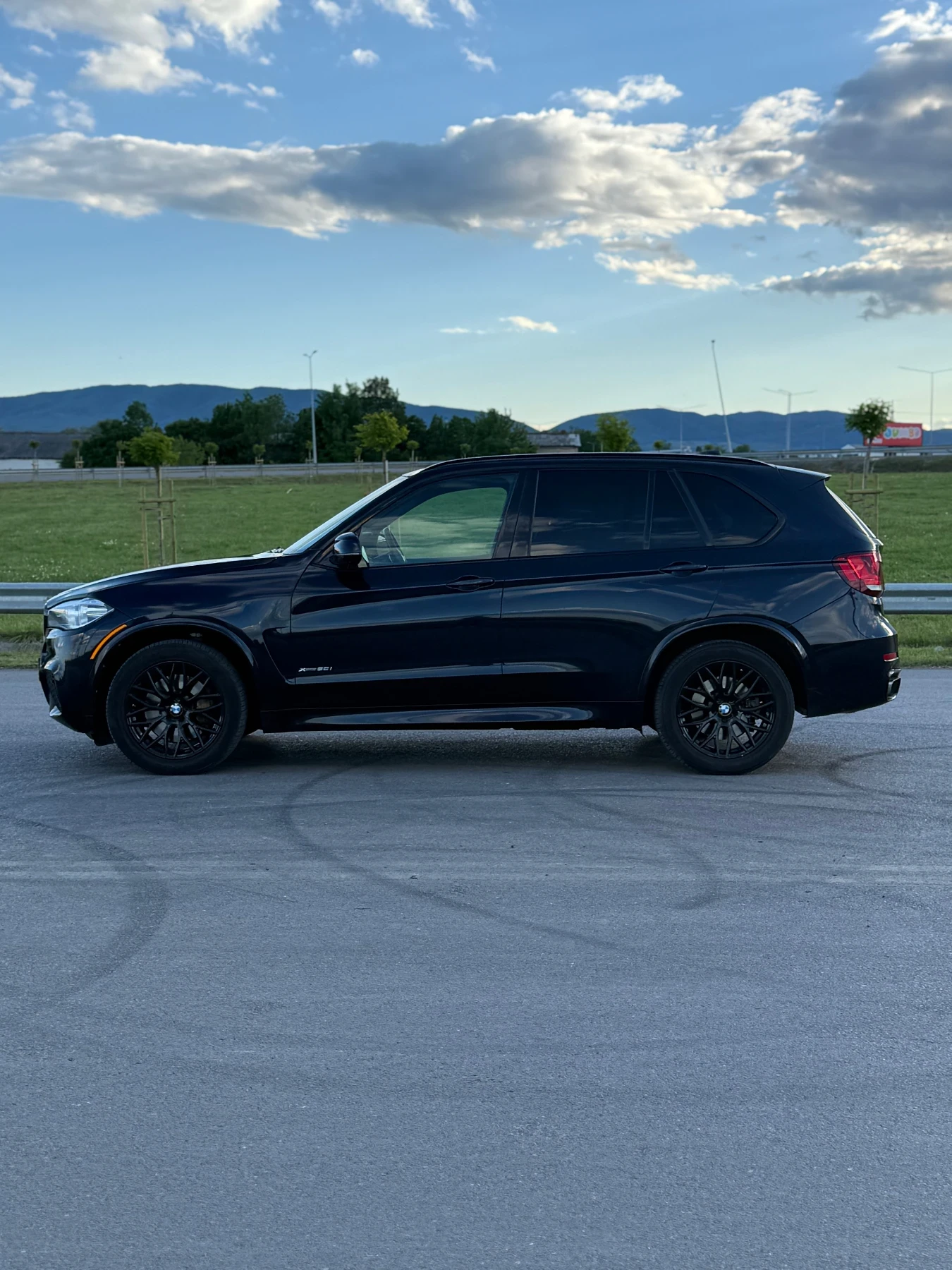 BMW X5 X5 M50I - изображение 8