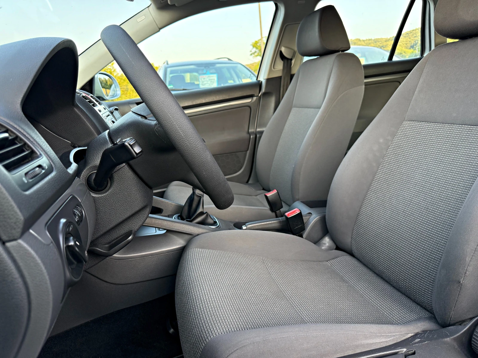 VW Golf 1.9TDI КЛИМАТИК АВТОПИЛОТ - изображение 6