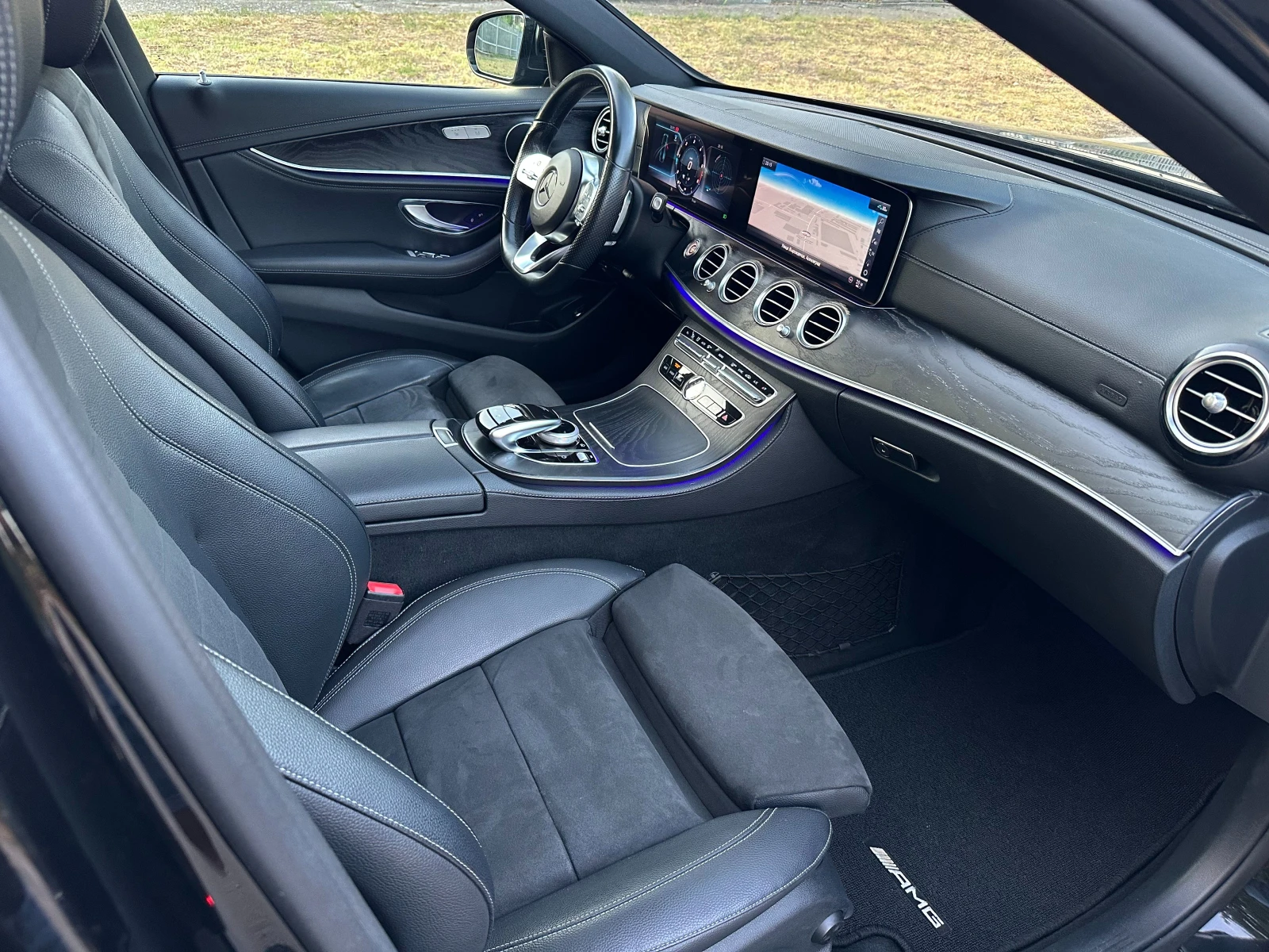 Mercedes-Benz E 220 d AMG PREMIUM 2020г. ПАНОРАМА* 360-КАМ СЕРВ.ИСТОРИ - изображение 10