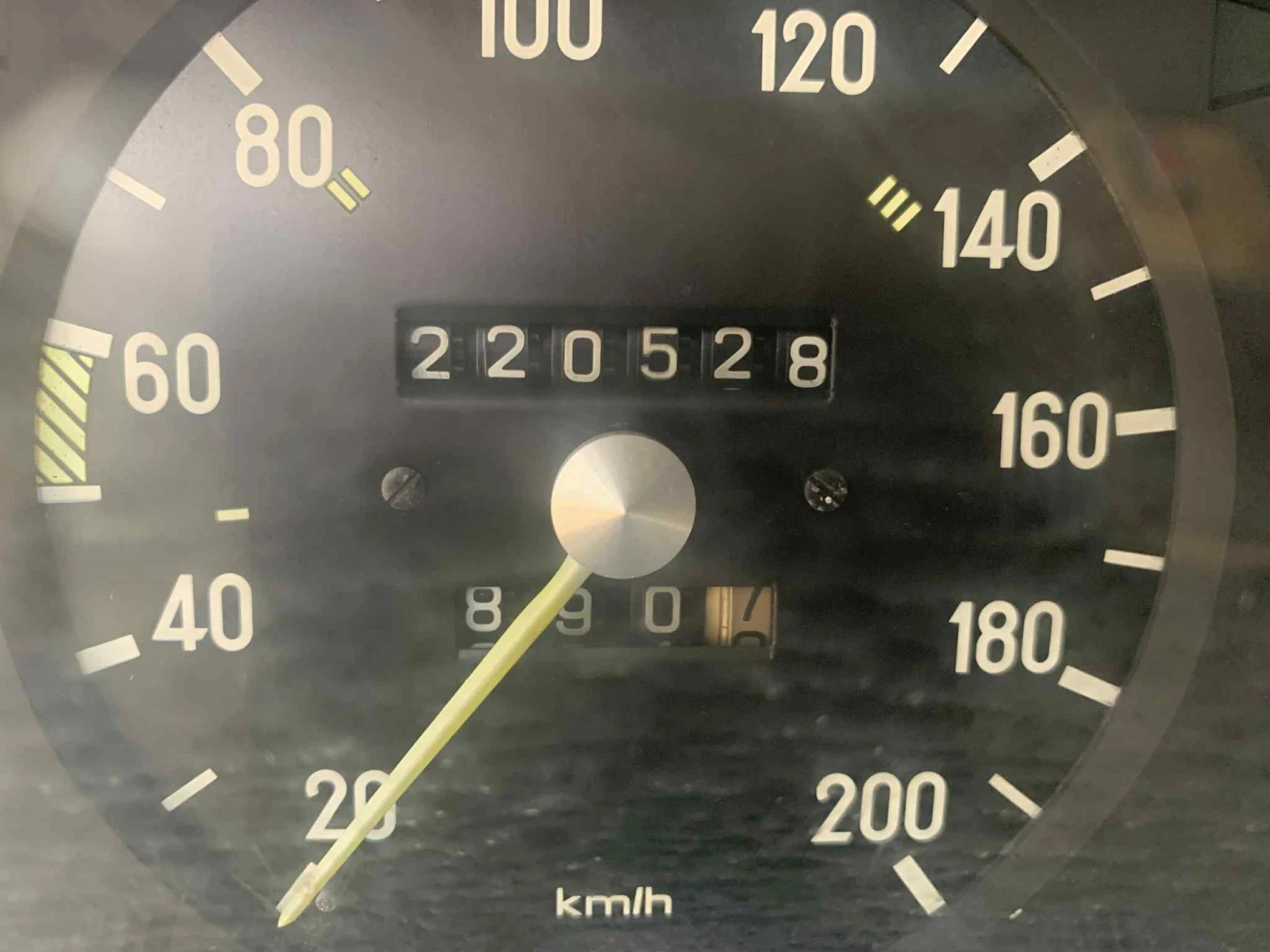 Mercedes-Benz 230 W123 CE - изображение 8