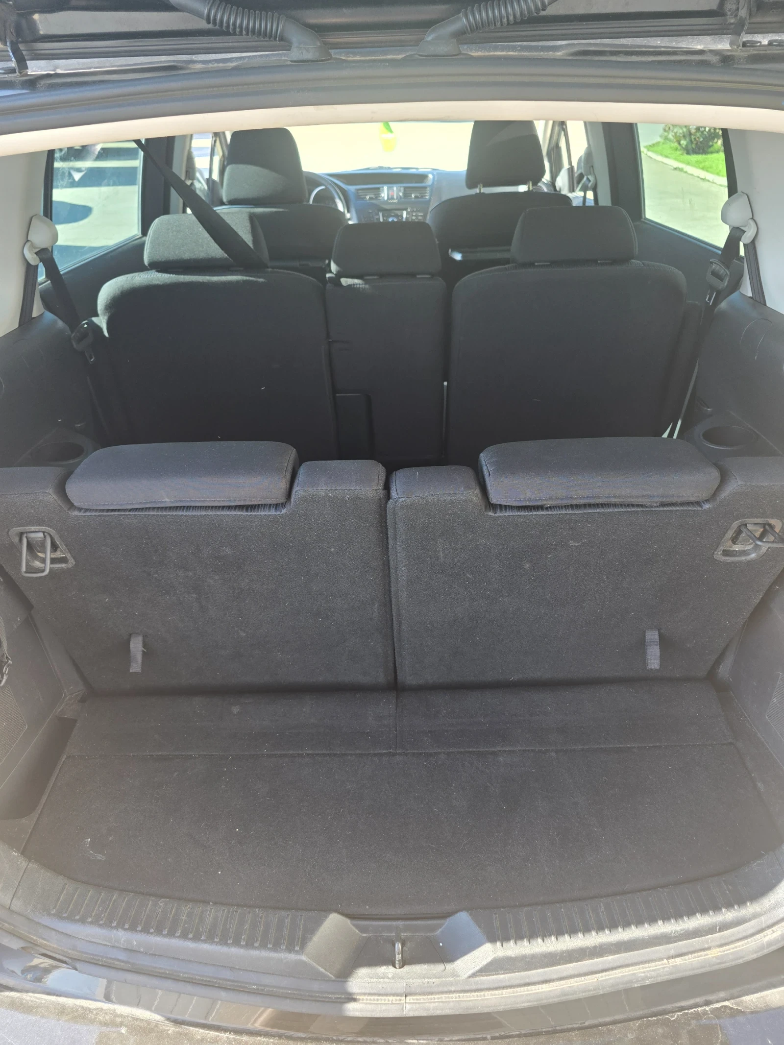 Mazda 5 2.0i 7����� | Mobile.bg � ����������� 11