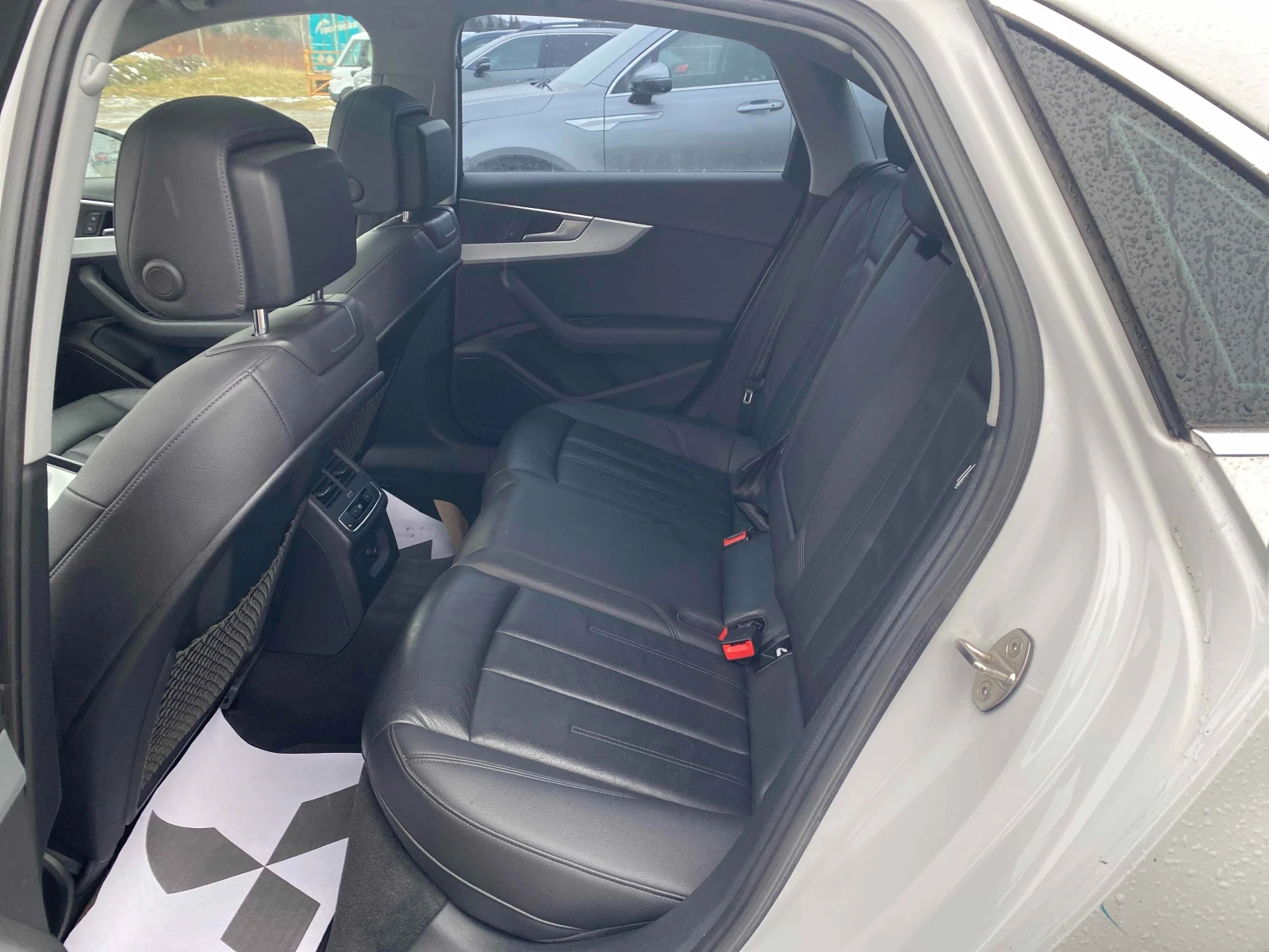 Audi A4 Ultra Premium * * CARFAX * *   * *  | Mobile.bg   13