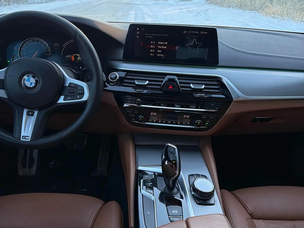 BMW 530 * 530i xDrive * CARFAX *    | Mobile.bg   9