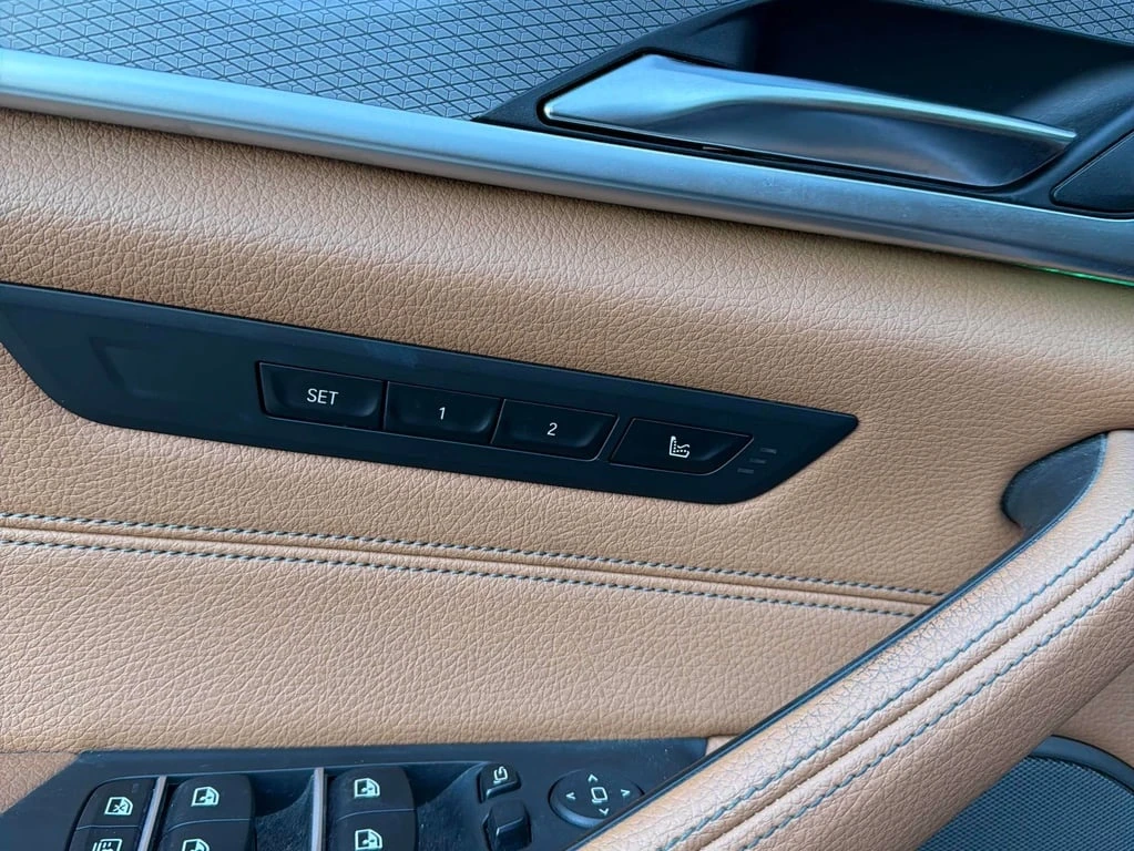 BMW 530 * 530i xDrive * CARFAX *    | Mobile.bg   12