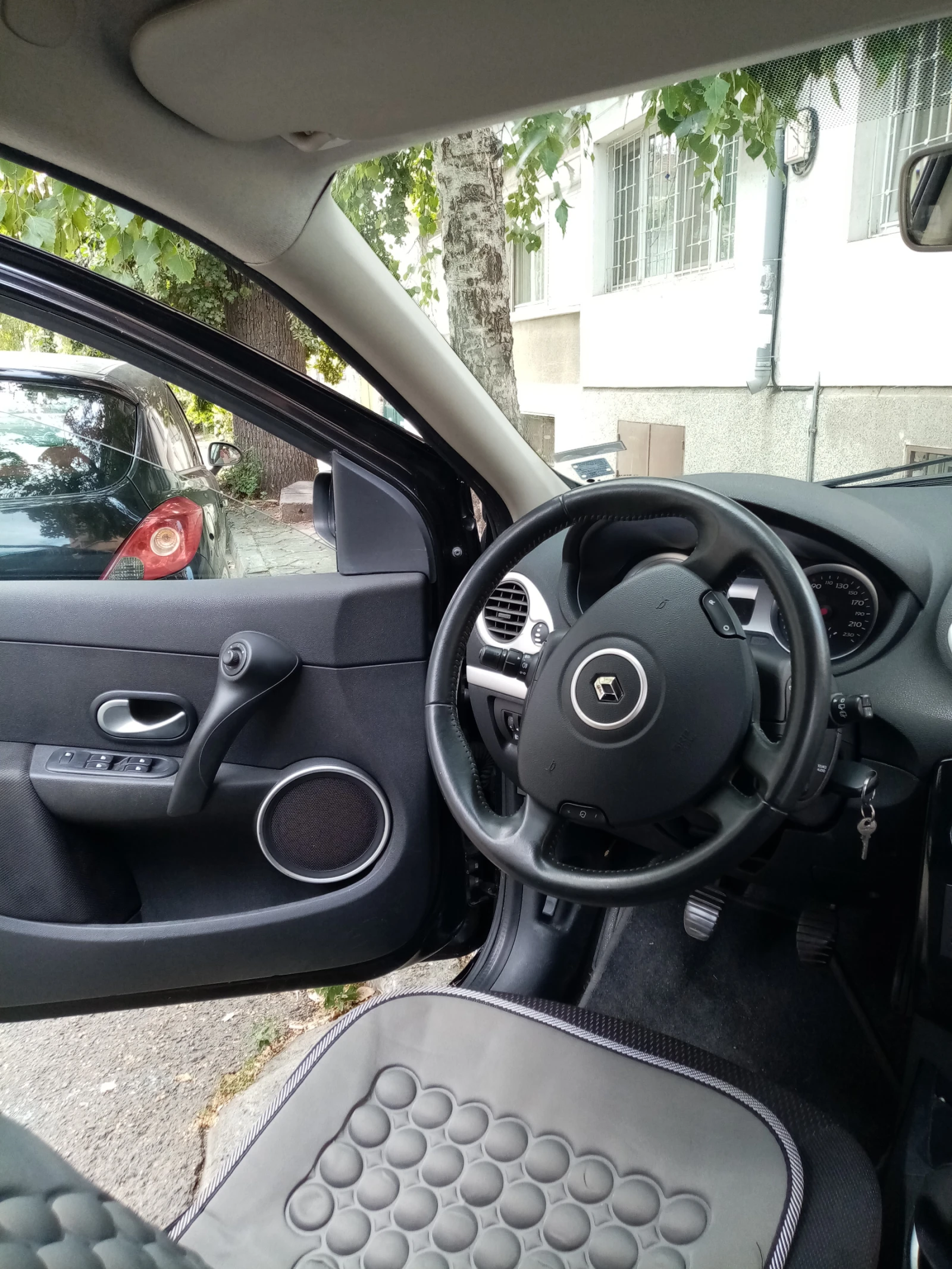 Renault Clio | Mobile.bg � ����������� 8