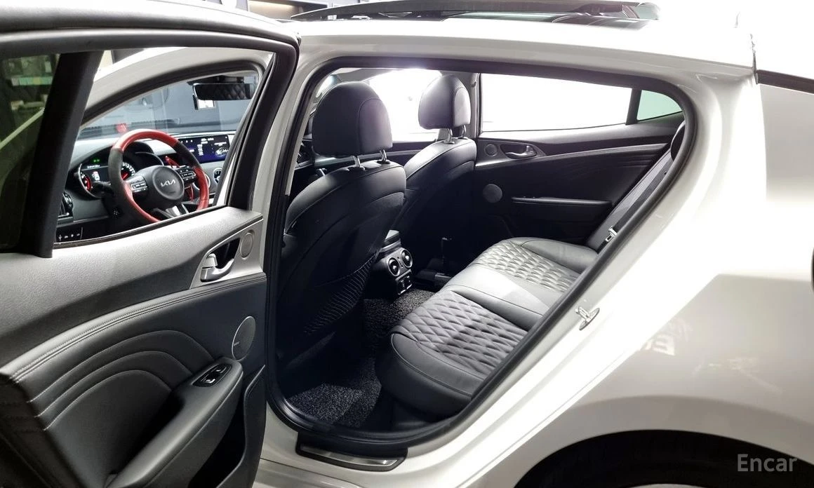 Kia Stinger | Mobile.bg � ����������� 11