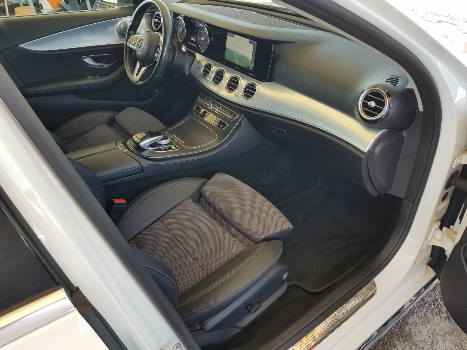 Mercedes-Benz E 220 D 4matic /02/2020�. EURO 6D ������ | Mobile.bg � ����������� 11