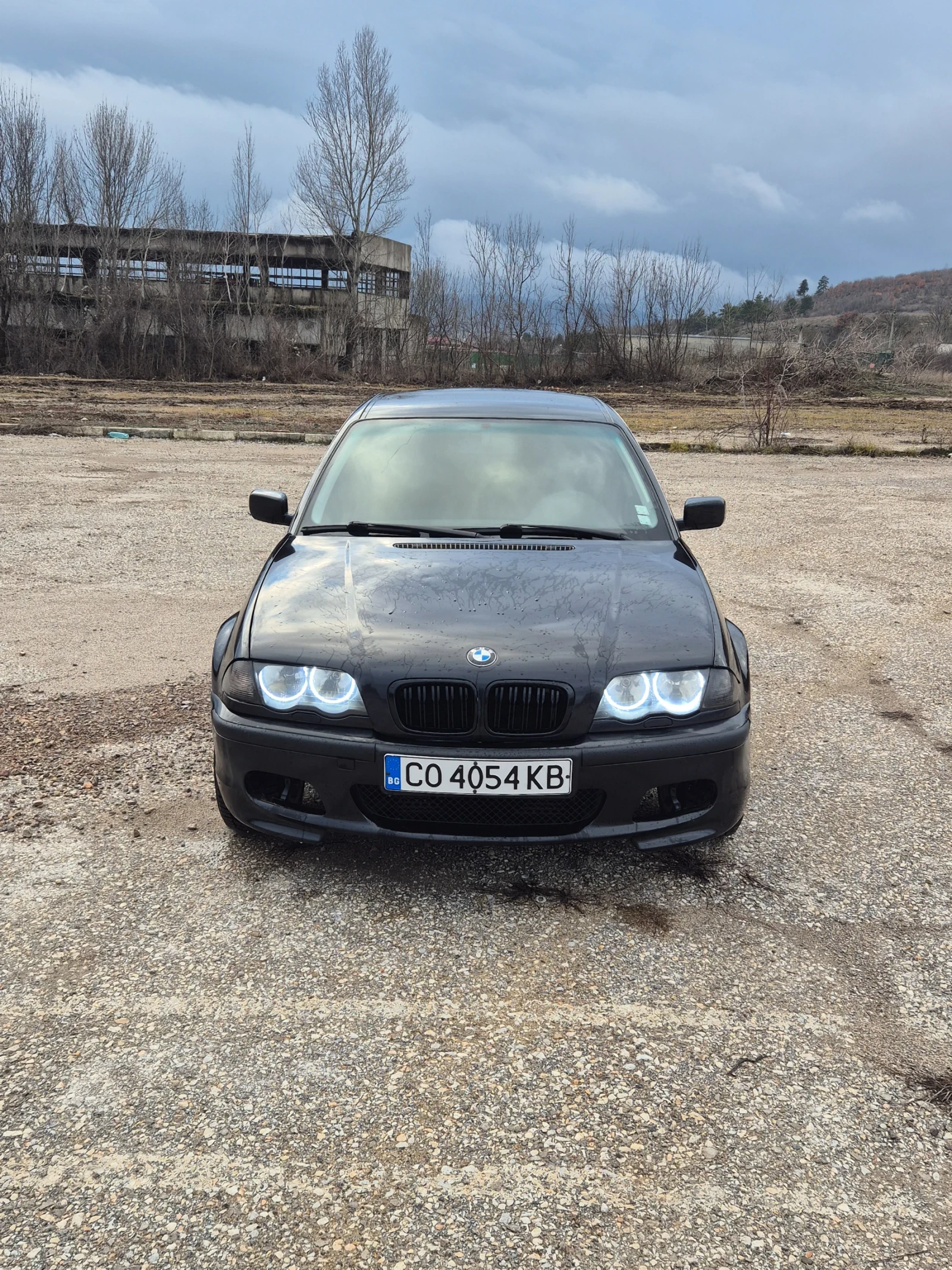 BMW 330