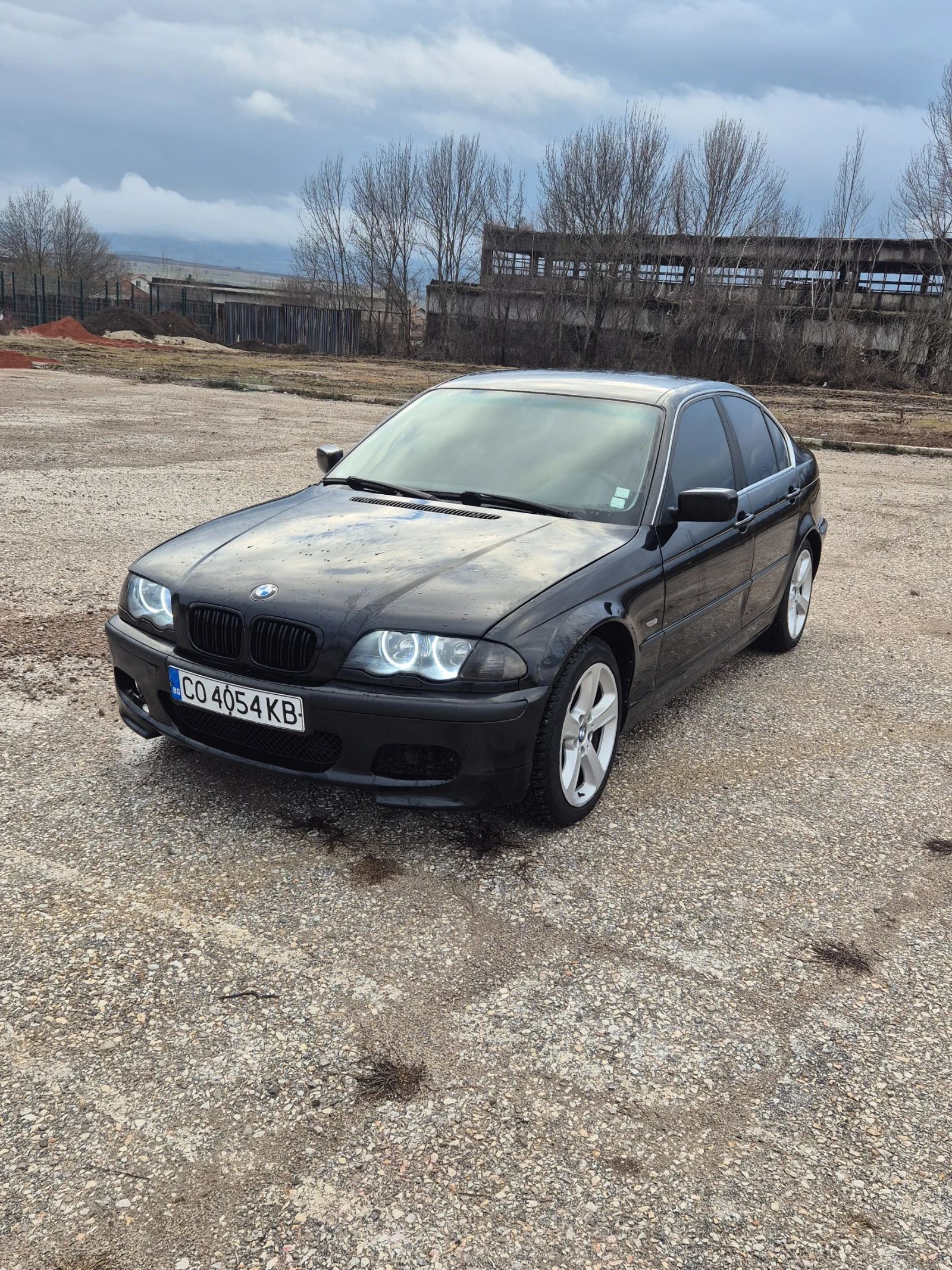 BMW 330  - изображение 2