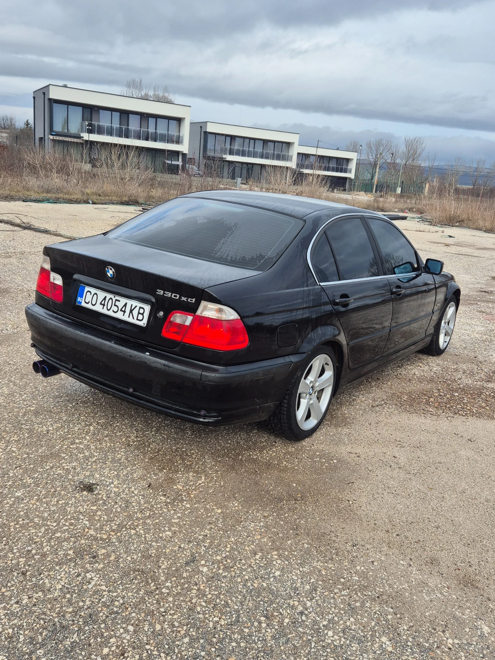 BMW 330  - изображение 7