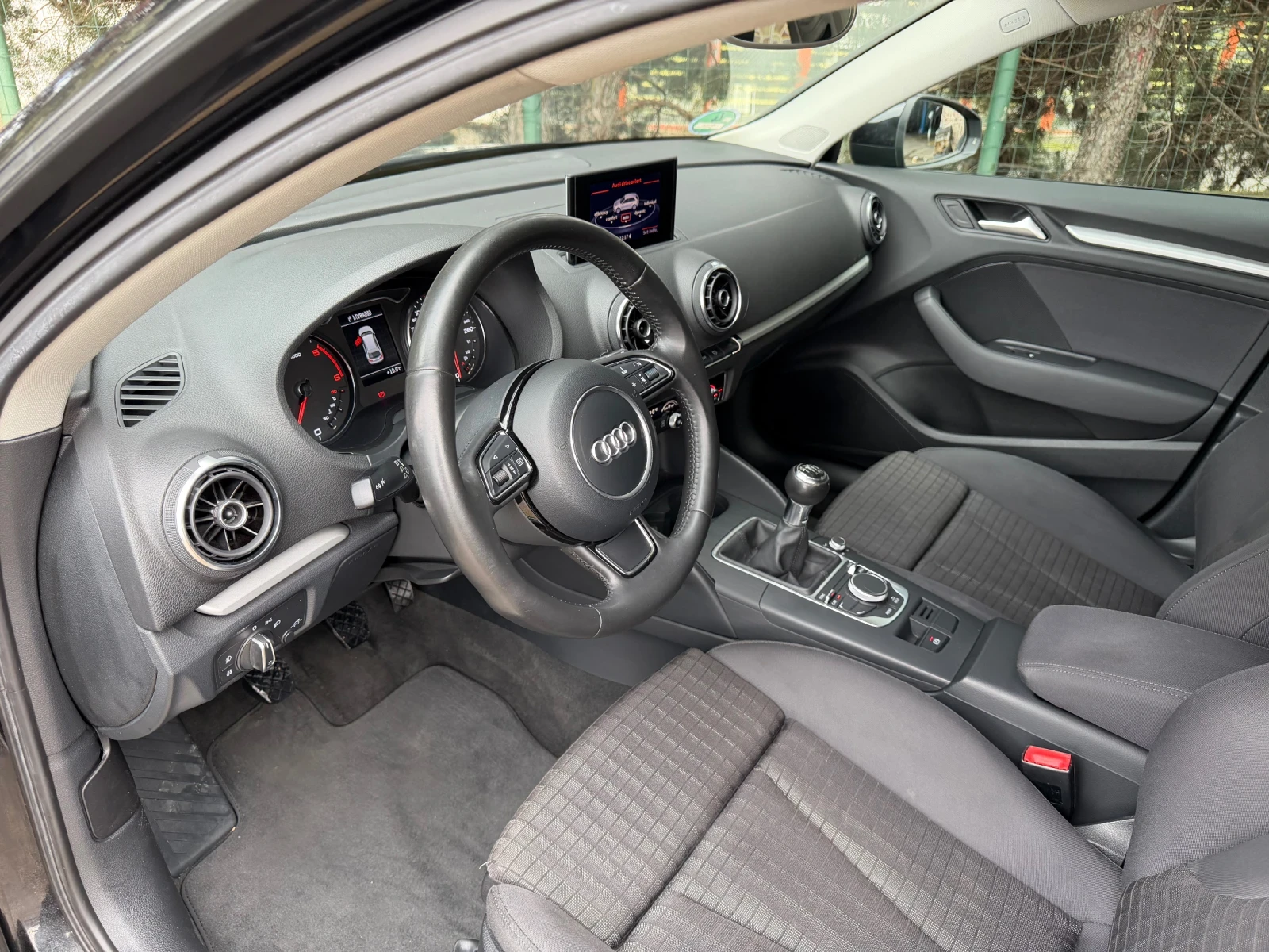 Audi A3 2.0 TDI XENON LED NAVI - изображение 7